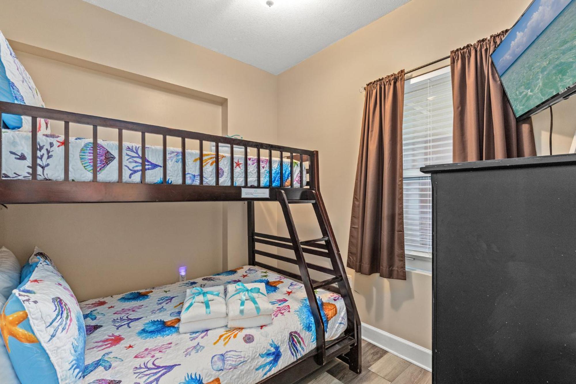 Gulf Front Master Br In Sunrise Beach With Amazing Views! Sleeps 7! Panama City Beach Eksteriør billede